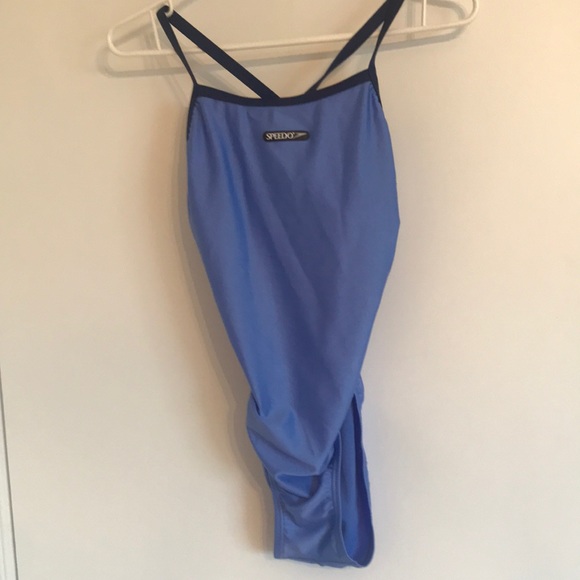 Speedo one piece bathing suit - Picture 4 of 11